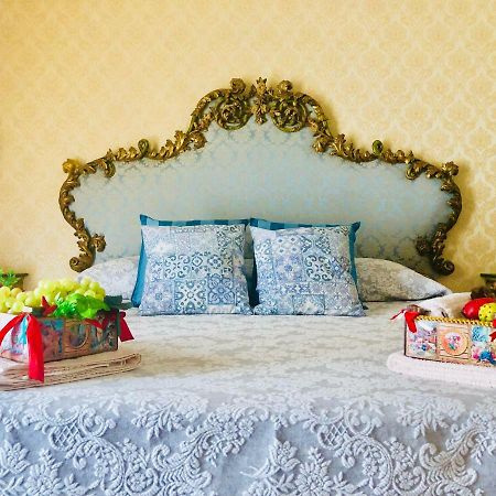 Dimora Umberto Bed & Breakfast Catania Ngoại thất bức ảnh